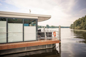 MoonRooms - Schwimmendes Haus